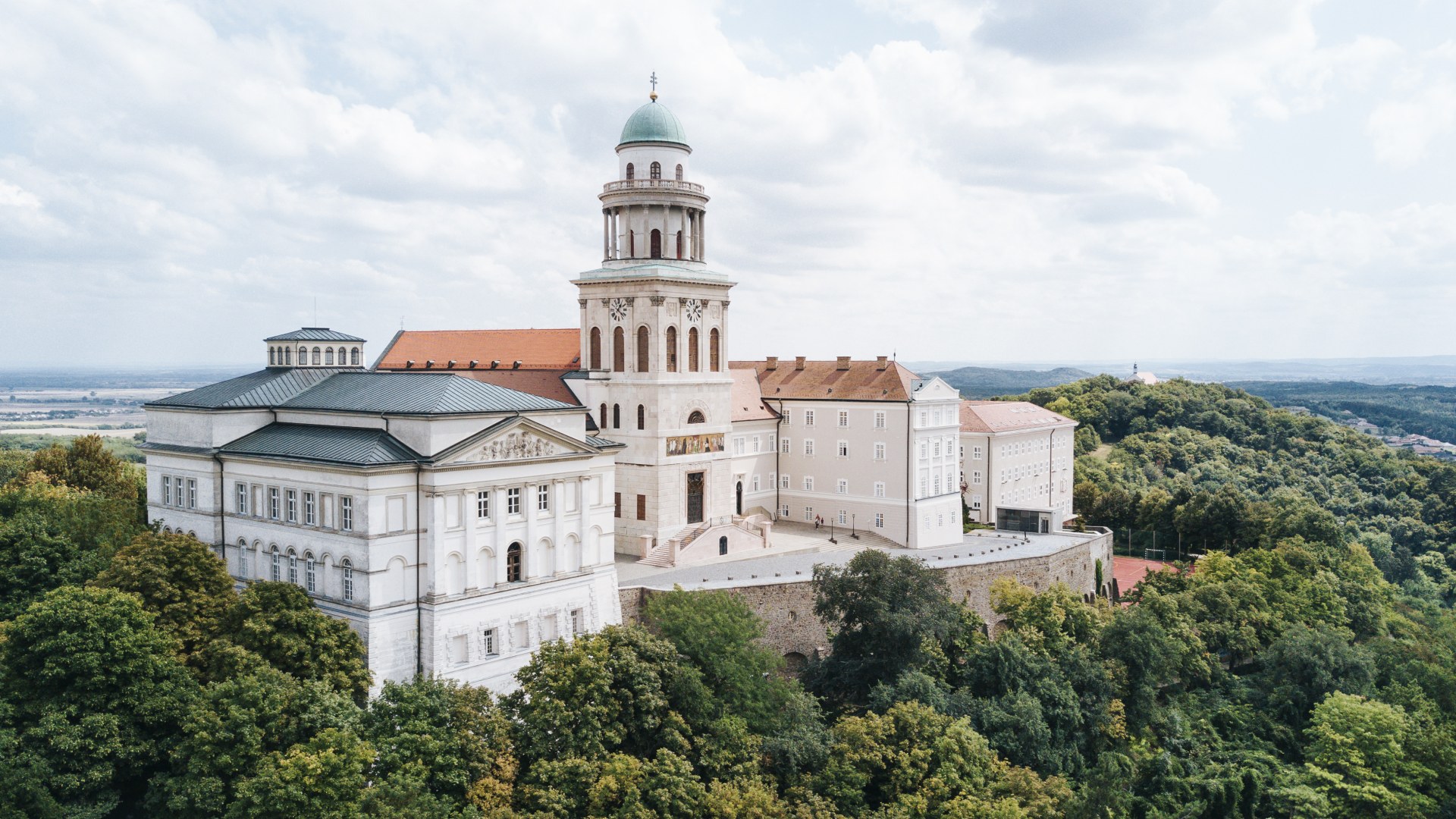 Pannonhalmi Főapátság esküvői helyszín